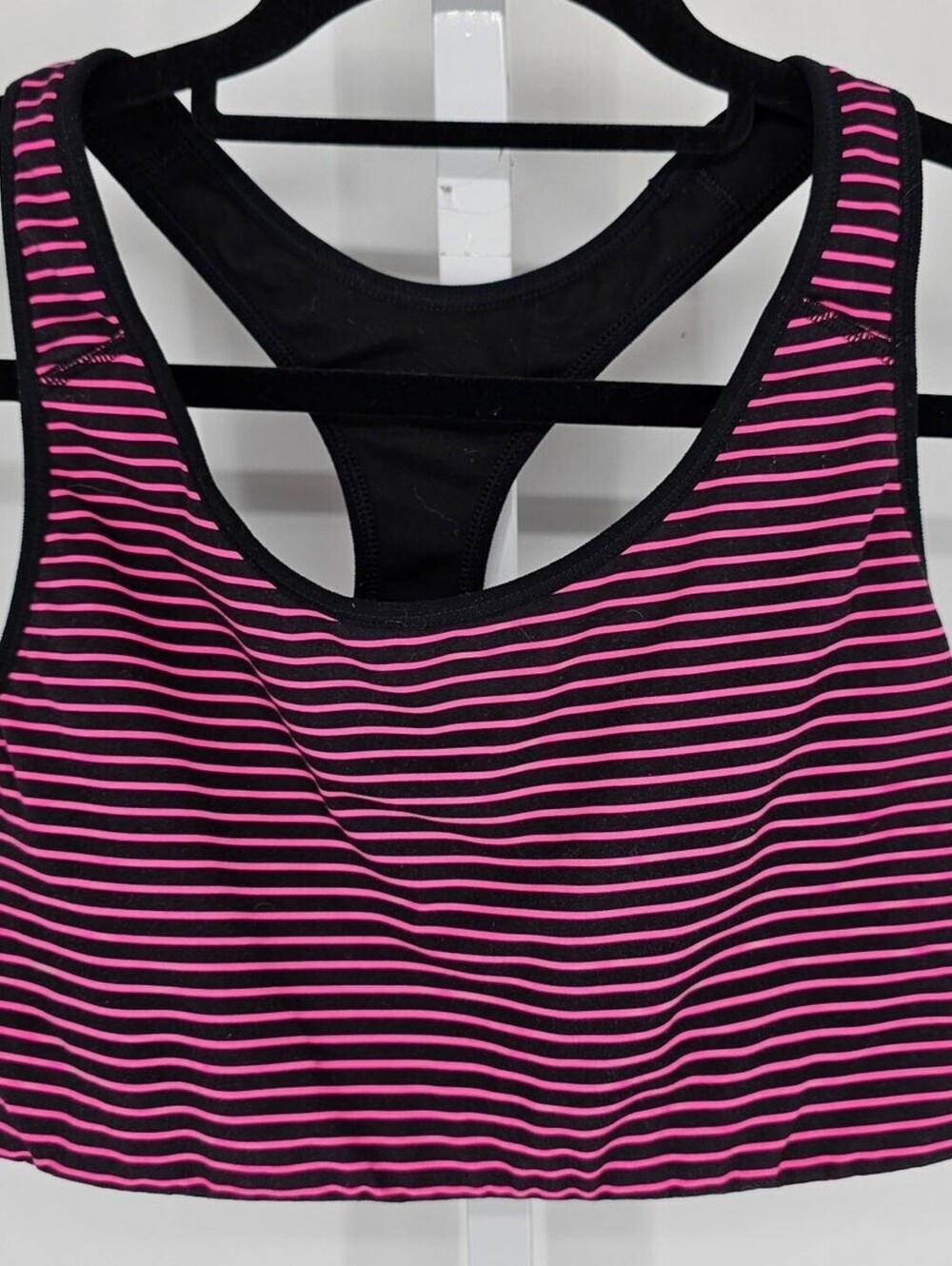 Old Navy Active Womens Sz L Racerback Sports Bra Black Pink Striped